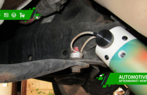 Don’t waste hours with a locked bolt! Don't waste hours with a locked screw!